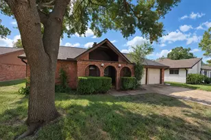 19711 San Gabriel Dr, Houston, TX 77084 - Photo 2