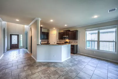 27 Sawbridge Circle, The Woodlands, TX 77389 - Photo 10