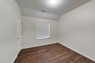 38215 E Sulphur Creek Dr, Magnolia, TX 77355 - Photo 16