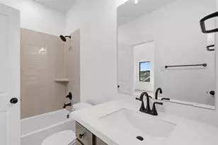 10923 Spring Wind Dr, Missouri City, TX 77459 - Photo 32