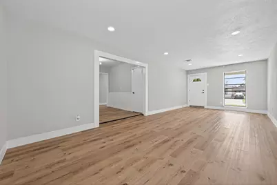7227 Colton St, Houston, TX 77016 - Photo 8