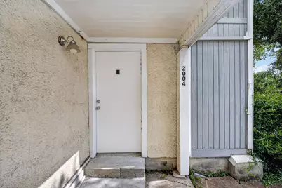 781 Country Place Drive #2004, Houston, TX 77079 - Photo 2