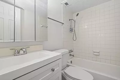 781 Country Place Drive #2004, Houston, TX 77079 - Photo 28