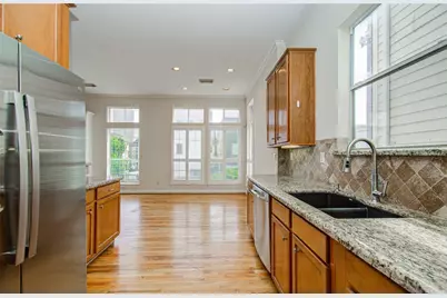 501 Leverkuhn Street, Houston, TX 77007 - Photo 12