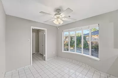 8511 Hornwood Drive, Houston, TX 77036 - Photo 14