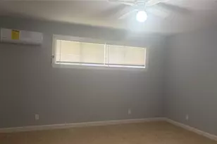 1204 St Joseph St, Houston, TX 77023 - Photo 6