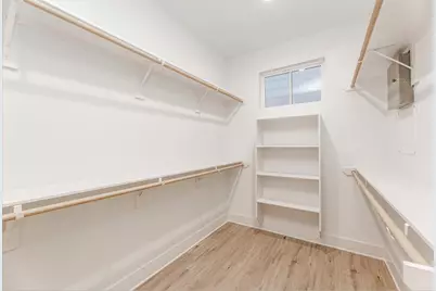 6404 Highland Pine Lane, Houston, TX 77091 - Photo 8