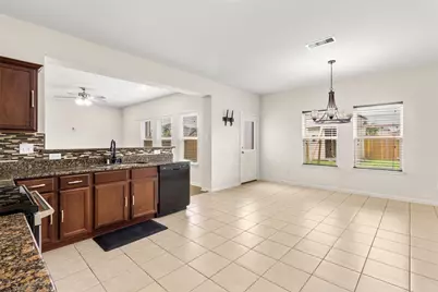 9426 Grand Spark Drive, Rosharon, TX 77583 - Photo 8