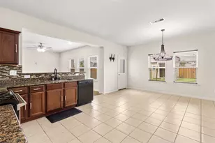 9426 Grand Spark Dr, Rosharon, TX 77583 - Photo 8