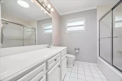 5418 Queensloch Drive, Houston, TX 77096 - Photo 10