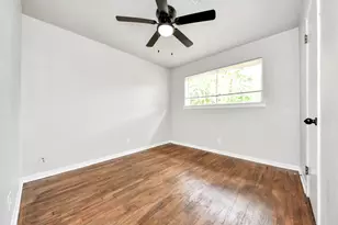 505 Jasmine St, Richwood, TX 77531 - Photo 16