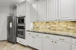 1502 Dian St, Houston, TX 77008 - Photo 12