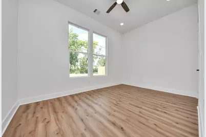 1912 Semmes Street, Houston, TX 77026 - Photo 32