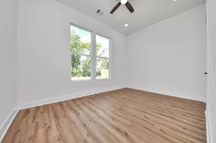 1912 Semmes St, Houston, TX 77026 - Photo 32