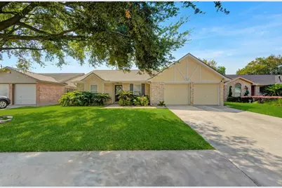 5711 Weeping Willow Road, Houston, TX 77092 - Photo 2