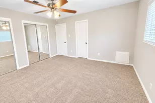 1127 Mosher Ln, Houston, TX 77088 - Photo 18