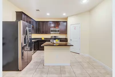 7923 Ashford Trace Drive, Houston, TX 77072 - Photo 12