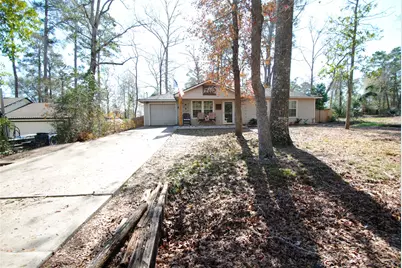 10820 Royal Magnolia Drive, Conroe, TX 77303 - Photo 2