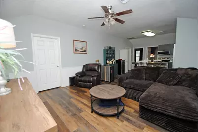 10820 Royal Magnolia Drive, Conroe, TX 77303 - Photo 10