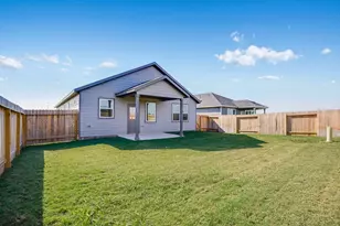 21910 Longhorn Rdg Dr, Hockley, TX 77377 - Photo 32