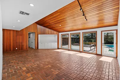 365 Piney Point Road, Houston, TX 77024 - Photo 26