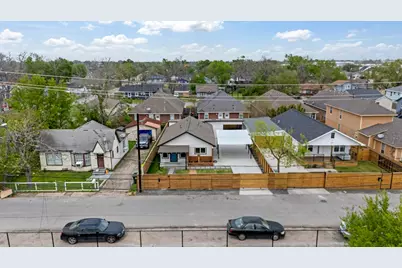 1009 Genova Street, Houston, TX 77009 - Photo 8