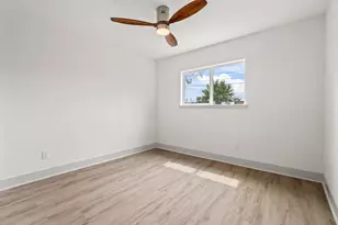 1009 Genova St, Houston, TX 77009 - Photo 18