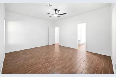 22907 Squirrel Tree Street, Spring, TX 77389 - Photo 18