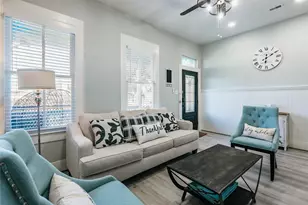 1208 Ave K Dr, Galveston, TX 77550 - Photo 4