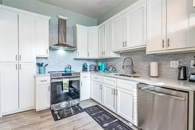 1208 Avenue K Drive, Galveston, TX 77550 - Photo 12