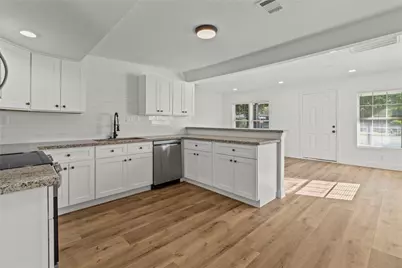 2513 Melbourne Street, Houston, TX 77026 - Photo 8