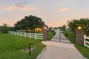 5903 Waterwalk Ct, Richmond, TX 77469 - Photo 2