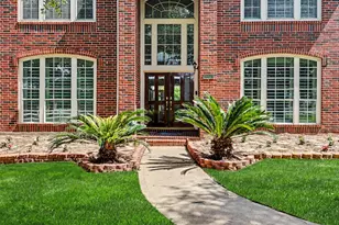 5903 Waterwalk Ct, Richmond, TX 77469 - Photo 2