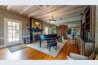 5975 Calder Avenue, Beaumont, TX 77706 - Photo 6