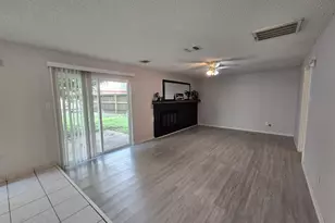 2915 Windchase Blvd, Houston, TX 77082 - Photo 18