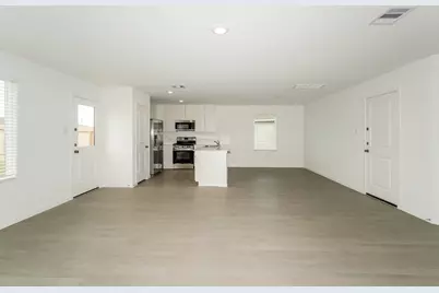 10827 Bird Of Paradise Lane, Houston, TX 77016 - Photo 4