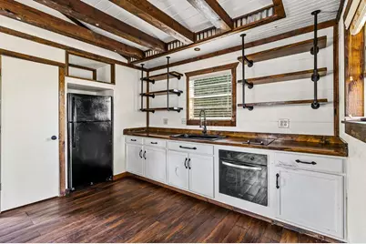 1542 Hillbilly Heaven, Livingston, TX 77351 - Photo 24