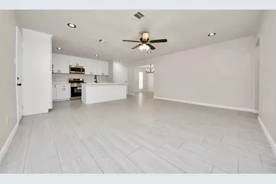 5619 Newquay Street, Houston, TX 77085 - Photo 8