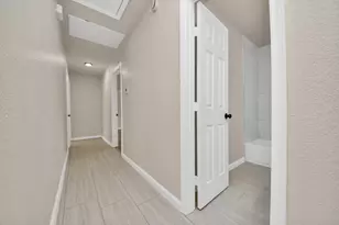 5619 Newquay St, Houston, TX 77085 - Photo 32