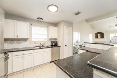 6815 Lauderwick Court, Katy, TX 77450 - Photo 16