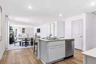 1016 Bluegill Dr, Alvin, TX 77511 - Photo 6