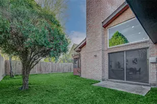 2223 Foreland Dr, Houston, TX 77077 - Photo 38