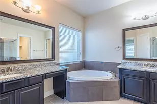 3070 Tradinghouse Creek Ln, League City, TX 77573 - Photo 22