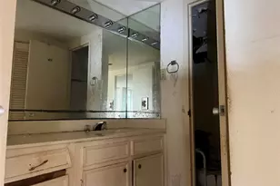 7520 Hornwood Dr, Houston, TX 77036 - Photo 8
