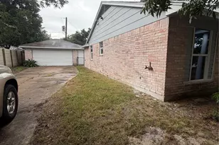 14875 Estrellita Dr, Houston, TX 77060 - Photo 2