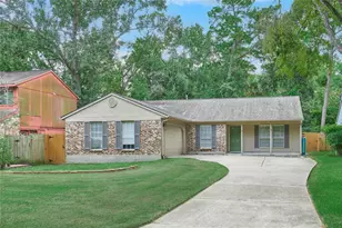 5 N White Pebble Ct, The Woodlands, TX 77380 - Photo 1