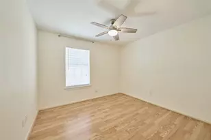 5 N White Pebble Ct, The Woodlands, TX 77380 - Photo 20