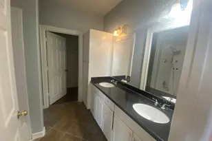 11045 Landswalk Dr, Houston, TX 77099 - Photo 16