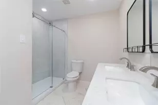 1926 Maple Lakes Dr, Houston, TX 77339 - Photo 22