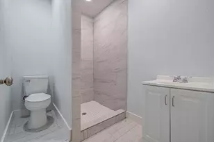 5505 Southlea St, Houston, TX 77033 - Photo 14